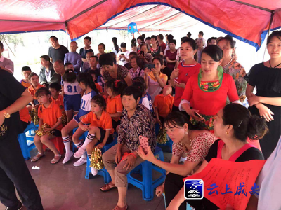 桂花镇：文艺汇演惠百姓 平安建设入民心