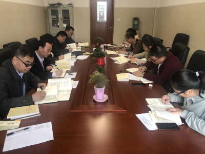 民盟咸安区总支组织开展主题教育集体学习