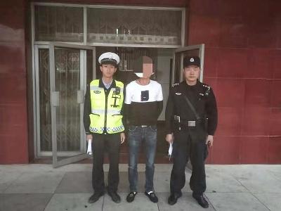 胡某某涉嫌毒驾、无证驾驶被交警大队拘留