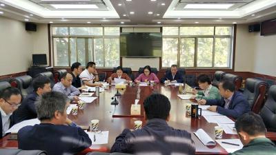 咸安区召开扶贫小额贷款清收工作推进会