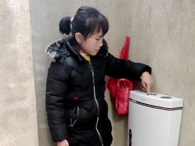 向阳湖镇：厕所虽小 情系民生
