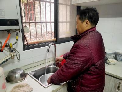 向阳湖镇：加快推进农村饮水安全工作