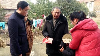 关爱留守儿童，这个冬天不会冷