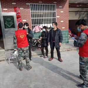 汀泗桥镇：不请自来，这些青年好样的！