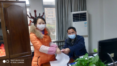 咸安区应急管理局：踊跃捐款 传递抗疫温暖