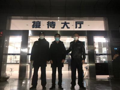 刑事拘留！醉酒男子被吵醒竟持刀伤人