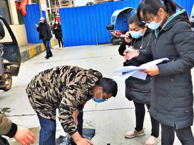 尚书名府来了一群特殊的“卖鱼人”