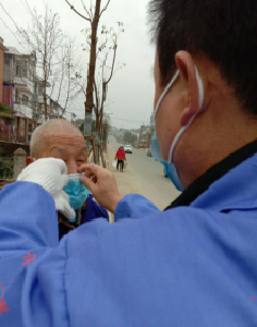 【亮身份践初心比作为】陈耀华：麻塘社区的“暖心人”