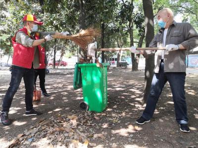 【环境综合整治】万年路社区：整治“三无”小区 让家园更宜居