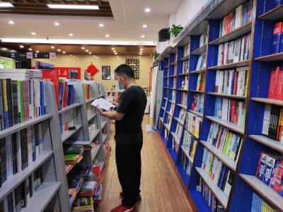 咸宁新华书店：多元营销吸睛引客，多方探索寻求突围