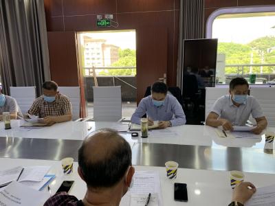 咸安区召开脱贫攻坚问题整改督办推进会