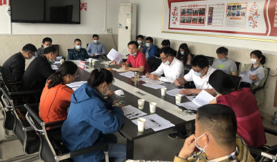 咸安经济开发区召开重点企业安全隐患整改督办暨安全知识教育培训会
