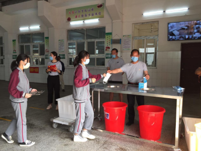 高桥中小学：实景演练一日常规，为复学筑下坚实的安全堡垒