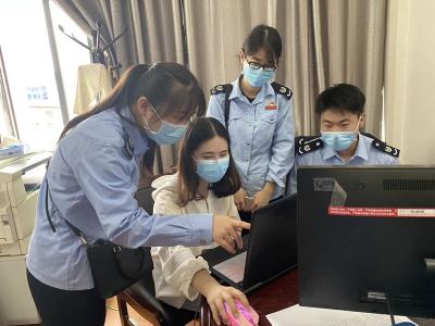 为企业复工复产注入“蓝营”力量