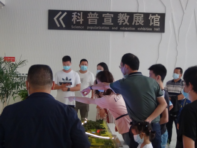 贺胜桥镇：借力“六大”活动，助推产业高质量发展