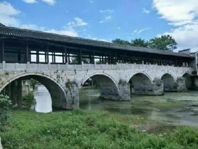 高桥镇领导简介