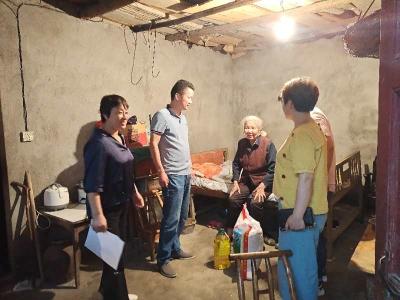 浓情端午节  扶贫暖人心