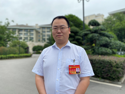 【“两会”声音】区政协委员段哲：为企业降低成本、降低融资的利率提供渠道