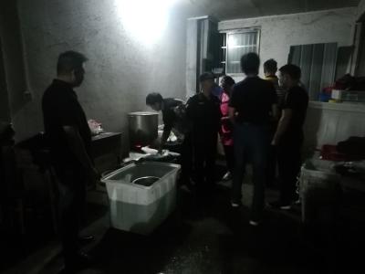 亿丰农贸批发市场开展活禽交易、宰杀专项整治行动