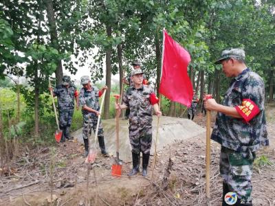 致敬！“三上江堤”的防汛老兵们