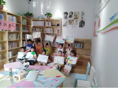 温泉办事处文化站开展“亲子共阅读 书香润童心”活动