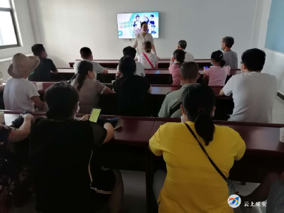 金叶社区：提档升级后，长者康乐服务中心正式投入使用