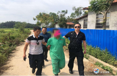 咸安公安火速出击抓获一名网上逃犯