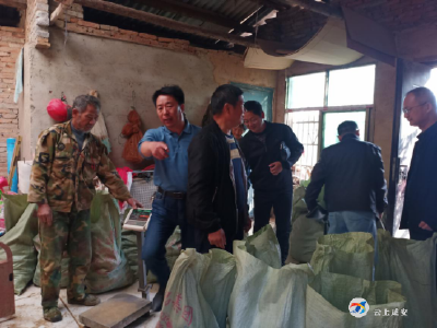 贺胜桥镇持续开展消费扶贫活动