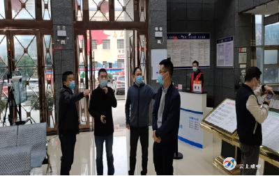 崇阳县政数局赴咸安学习考察