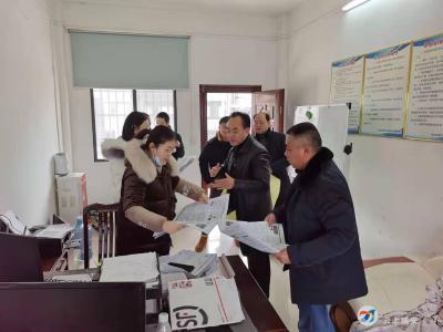 区司法局持续开展送法进企业活动