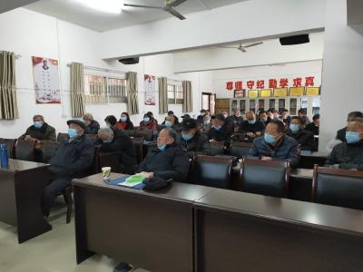 【基层宣讲】咸安区休干所老干部集中学习党的十九届五中全会精神