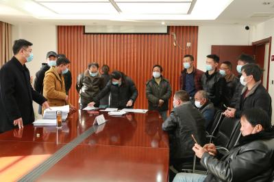 咸安区法院集中发放涉农民工工资案款