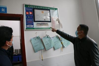 整治校园周边环境 营造清朗文化氛围