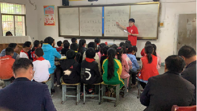 武音有群微光青年 ！为留守儿童筑起希望之声