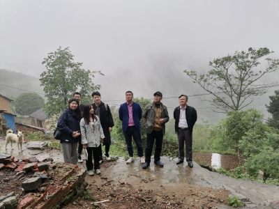 高校师生探访“艺术大幕”  助力乡村振兴