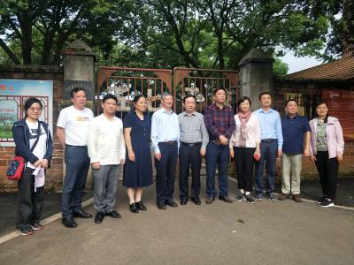省政协文化文史和学习委一行来咸安考察文史工作
