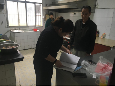 区民政局开展全区养老服务机构夏季安全生产大检查