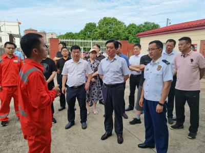 顾兴旺在全区安全生产检查时强调：杜绝麻痹思想 以隐患排查、督促整改、应急演练、责任倒查等多种手段压实安全生产责任