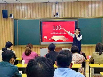 向阳湖镇举办教师“学党史、强信念、跟党走”演讲比赛