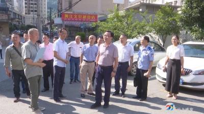 区人大常委会专题视察校园安全工作