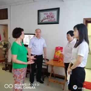 走访慰问送关怀  情暖退役军人