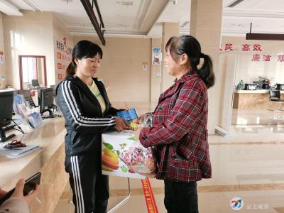九九重阳情|咸安各级妇联重阳活动温情暖人心