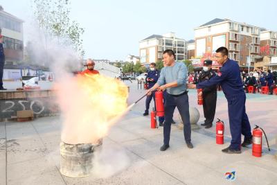预热“119”宣传月！咸安区消防培训演练进乡镇 
