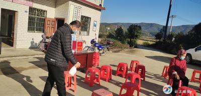 大幕乡: 圆满完成15个村（居）民委员会换届选举工作