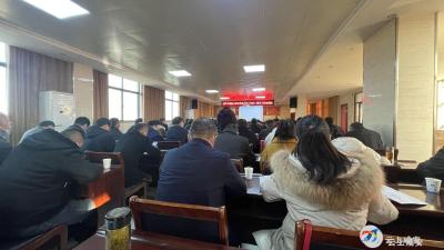 干货满满！贺胜桥镇积极组织新一届村（社区）“两委”干部培训会  