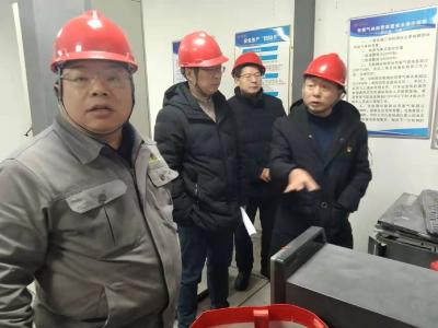 区应急管理局指导企业应对强降雪天气