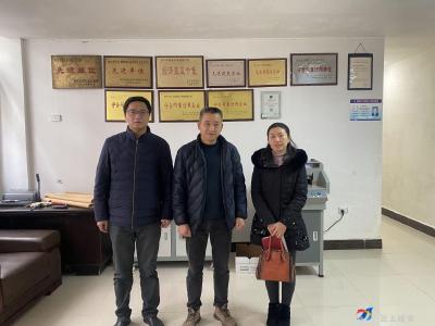 区委编办开展“遍访企业解难题”调研活动