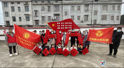 传承民俗，暖心过“腊八”