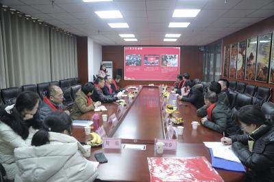携手迎新春同心谋发展  咸安区召开知联会、新联会迎春座谈会
