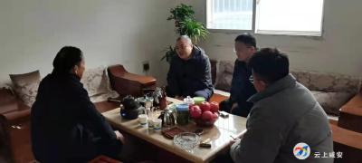 官埠桥镇：当好“店小二” 勇向“虎山行”